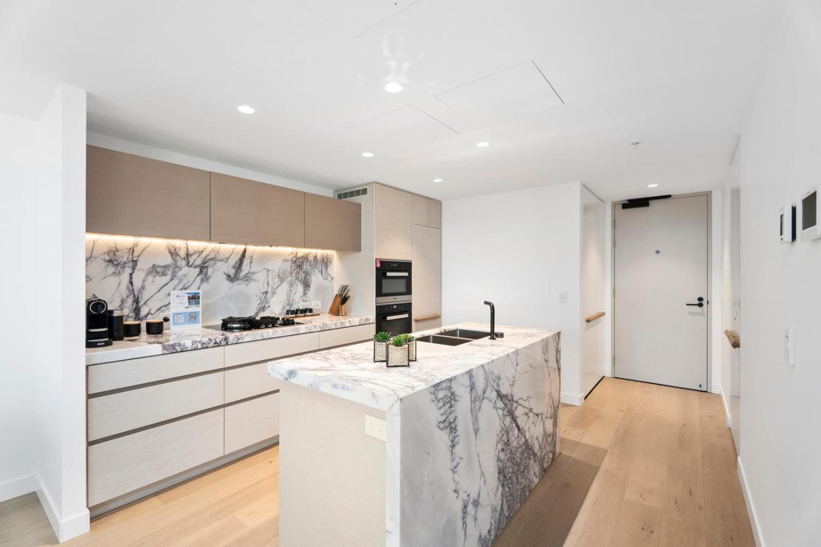 Jewel Private Beachfront Residences Apartment Gold Coast